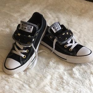 Black converse